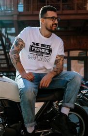 Best Father in the Galaxy Graphic Mens Tee (Color: White, size: 2X)